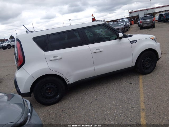 Продаж на аукціоні авто 2015 Kia Soul, vin: KNDJN2A20F7231885, номер лоту: 45155186