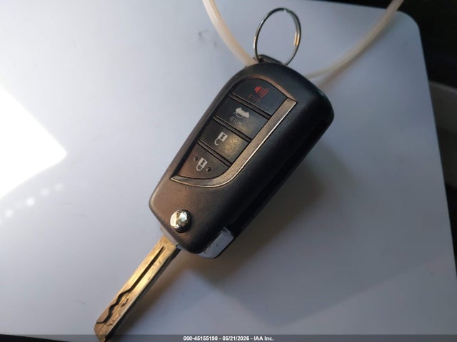 4T1B11HK2JU511233 Toyota CAMRY LE