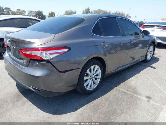 4T1B11HK2JU511233 Toyota CAMRY LE