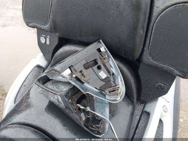 45155218 :رقم المزاد ، WB10555A03ZD78996 vin ، 2003 Bmw K1200 Lt مزاد بيع
