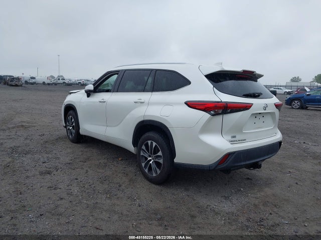 Продажа на аукционе авто 2020 Toyota Highlander Xle, vin: 5TDHZRAH8LS513421, номер лота: 45155225