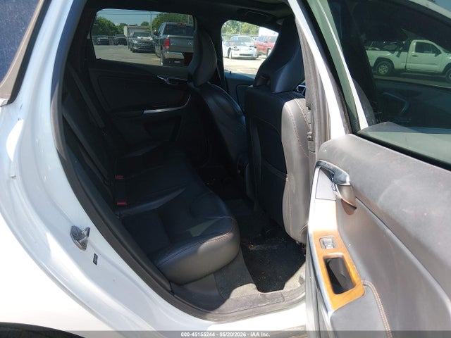 Продаж на аукціоні авто 2015 Volvo Xc60 T5 Platinum, vin: YV440MDM3F2757197, номер лоту: 45155244