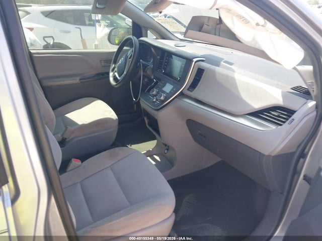 Aukcja sprzedaży 2018 Toyota Sienna L 7 Passenger, vin: 5TDZZ3DC6JS942443, numer aukcji: 45155349