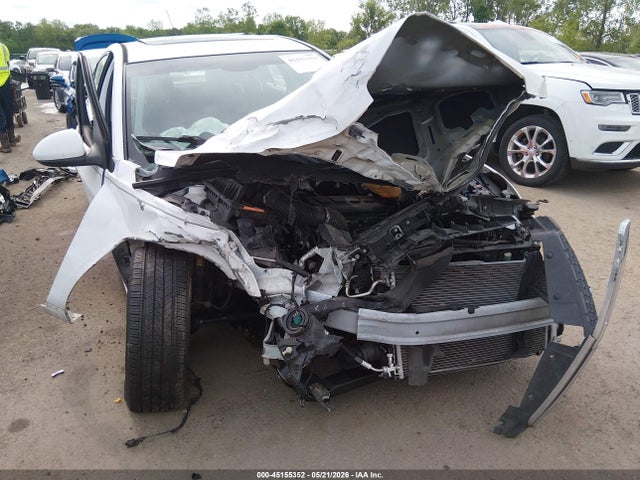 Продажа на аукционе авто 2014 Chevrolet Cruze 1lt Auto, vin: 1G1PC5SB3E7320082, номер лота: 45155352