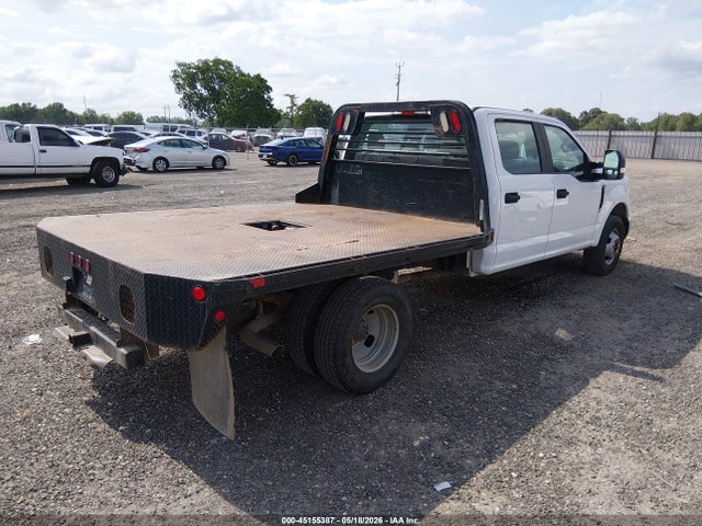 45155387 :رقم المزاد ، 1FD8W3G62HEB62641 vin ، 2017 Ford F-350 Chassis Xl مزاد بيع