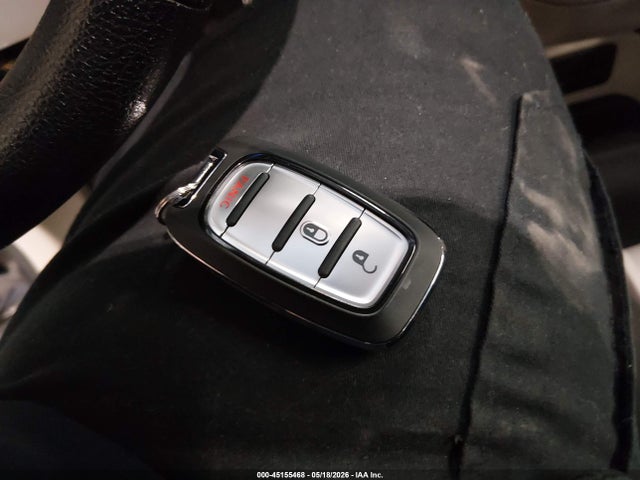 2021 Chrysler Voyager Lx მანქანა იყიდება აუქციონზე, vin: 2C4RC1CGXMR577613, აუქციონის ნომერი: 45155468