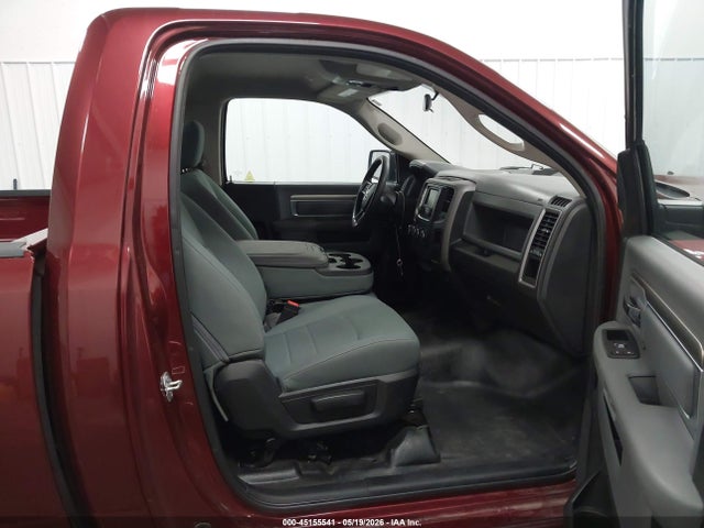 45155541 :رقم المزاد ، 3C6JR7DG9HG704724 vin ، 2017 Ram 1500 Tradesman  4x4 8' Box مزاد بيع