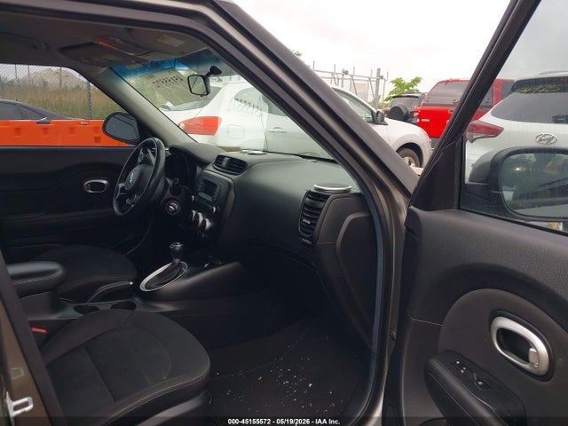 45155572 :رقم المزاد ، KNDJN2A29E7056180 vin ، 2014 Kia Soul مزاد بيع