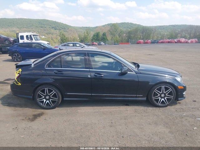 Aukcja sprzedaży 2013 Mercedes-benz C 300 Sport 4matic, vin: WDDGF8ABXDR284191, numer aukcji: 45155613