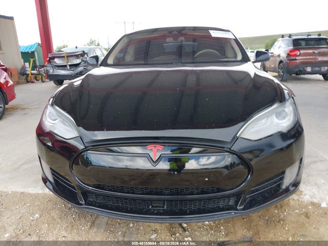 2015 Tesla Model S 70d/85d/p85d მანქანა იყიდება აუქციონზე, vin: 5YJSA1S29FF089913, აუქციონის ნომერი: 45155684