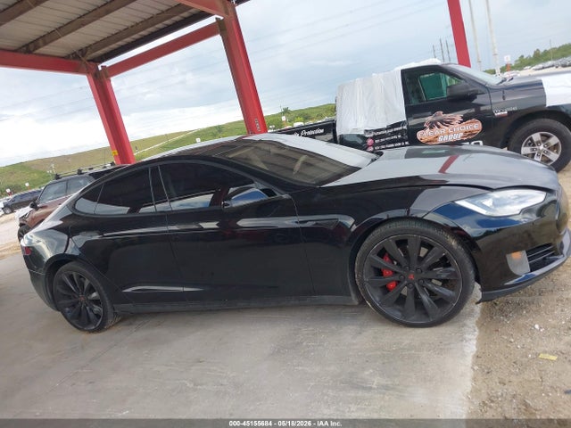 2015 Tesla Model S 70d/85d/p85d მანქანა იყიდება აუქციონზე, vin: 5YJSA1S29FF089913, აუქციონის ნომერი: 45155684