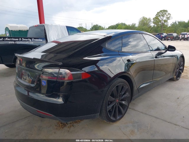 2015 Tesla Model S 70d/85d/p85d მანქანა იყიდება აუქციონზე, vin: 5YJSA1S29FF089913, აუქციონის ნომერი: 45155684