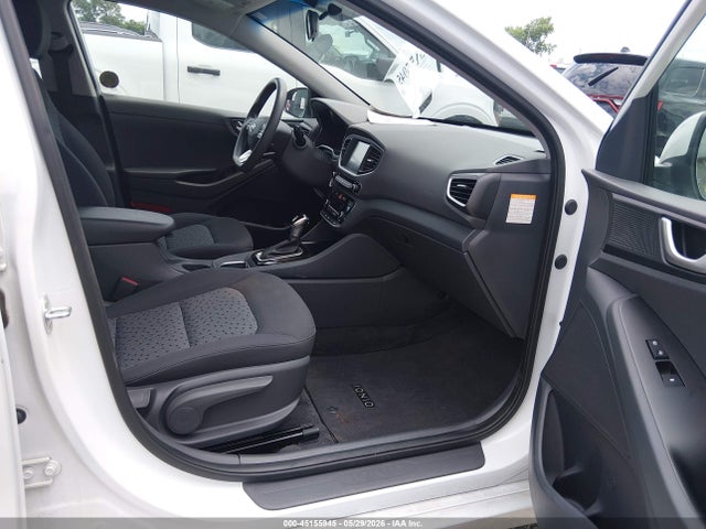 Продажа на аукционе авто 2018 Hyundai Ioniq Hybrid Blue, vin: KMHC65LC1JU100127, номер лота: 45155945