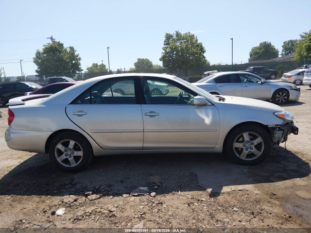 45155991 :رقم المزاد ، JTDBF32K020037995 vin ، 2002 Toyota Camry Se V6 مزاد بيع