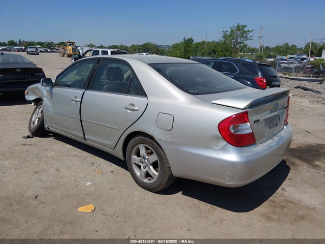 45155991 :رقم المزاد ، JTDBF32K020037995 vin ، 2002 Toyota Camry Se V6 مزاد بيع