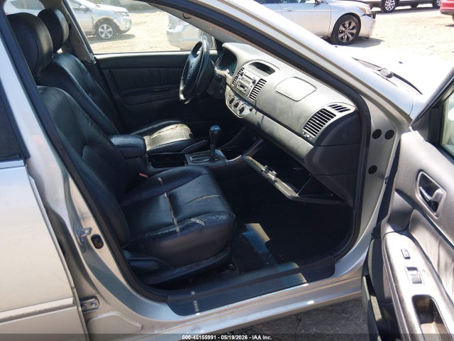 45155991 :رقم المزاد ، JTDBF32K020037995 vin ، 2002 Toyota Camry Se V6 مزاد بيع