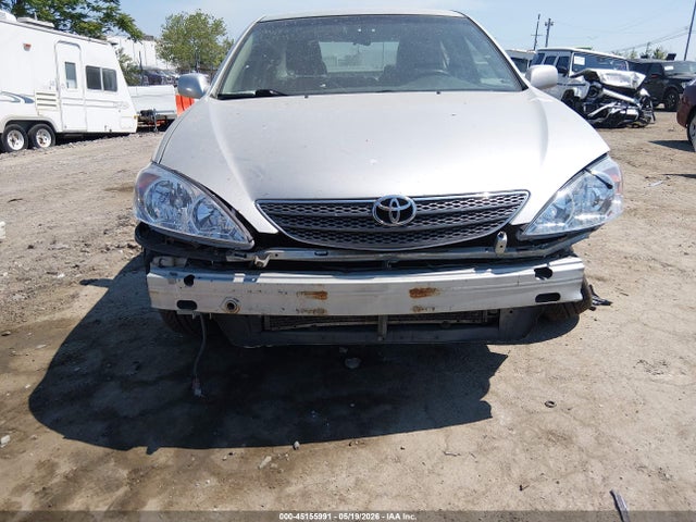 45155991 :رقم المزاد ، JTDBF32K020037995 vin ، 2002 Toyota Camry Se V6 مزاد بيع