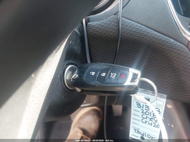 Aukcja sprzedaży 2018 Chevrolet Cruze Ls Auto, vin: 1G1BC5SM1J7211531, numer aukcji: 45156032