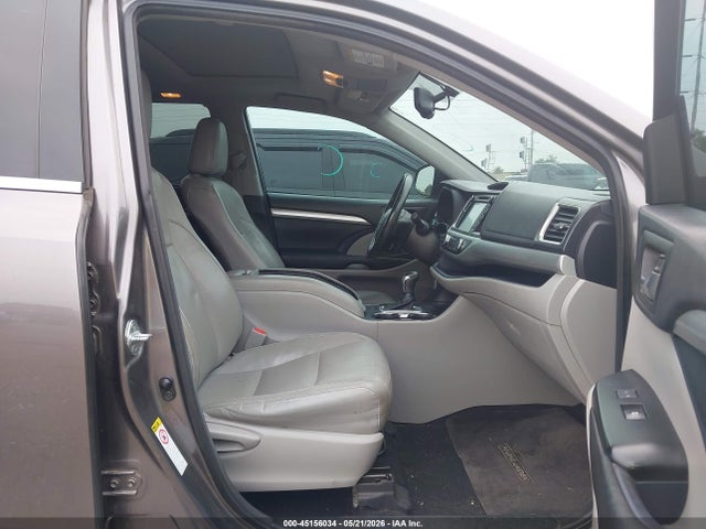 Продаж на аукціоні авто 2016 Toyota Highlander Xle V6, vin: 5TDKKRFH0GS178082, номер лоту: 45156034