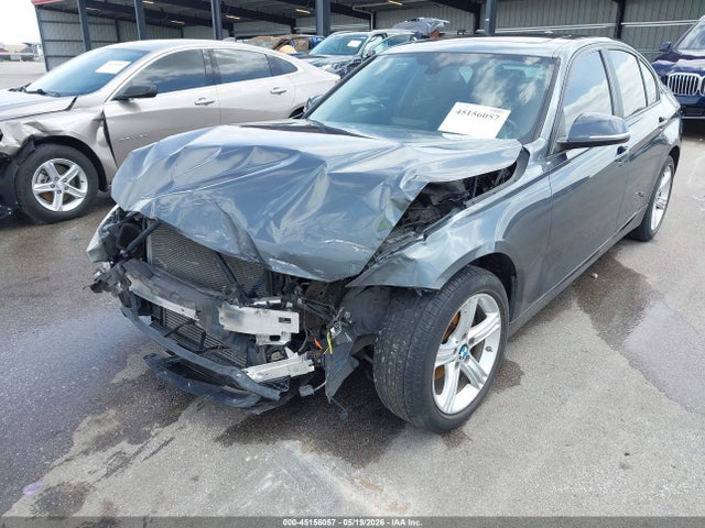 2015 Bmw 320i Xdrive მანქანა იყიდება აუქციონზე, vin: WBA3C3G55FNS73550, აუქციონის ნომერი: 45156057