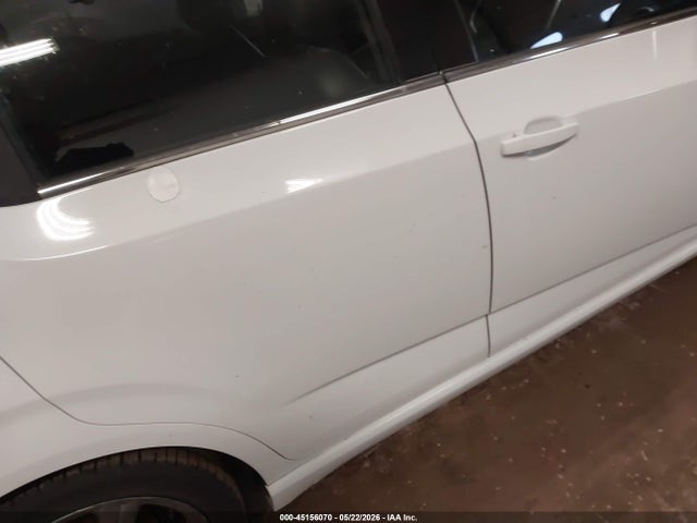 Продажа на аукционе авто 2015 Chevrolet Sonic Rs Auto, vin: 1G1JG6SB7F4147234, номер лота: 45156070
