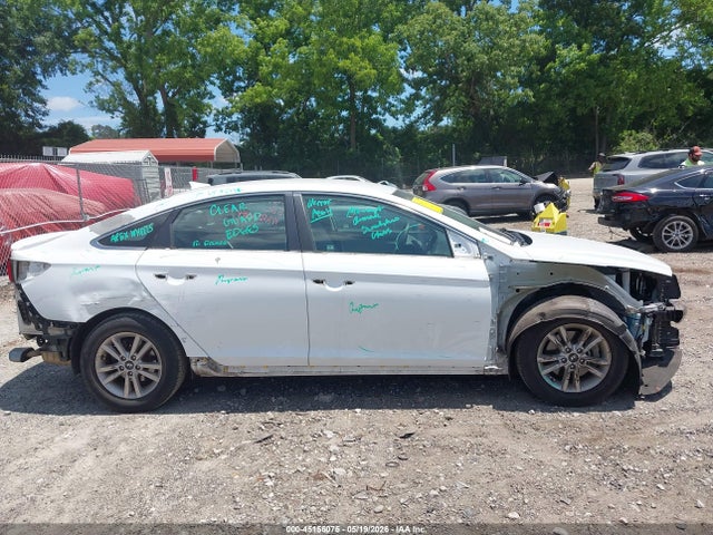 Hyundai SONATA SE 2017 5NPE24AF7HH454156 Image 14