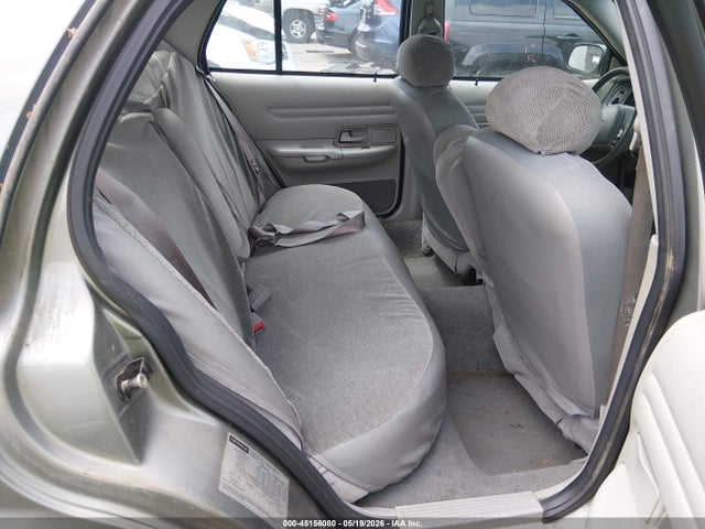 2001 Ford Crown Victoria Lx მანქანა იყიდება აუქციონზე, vin: 2FAFP74W41X132586, აუქციონის ნომერი: 45156080