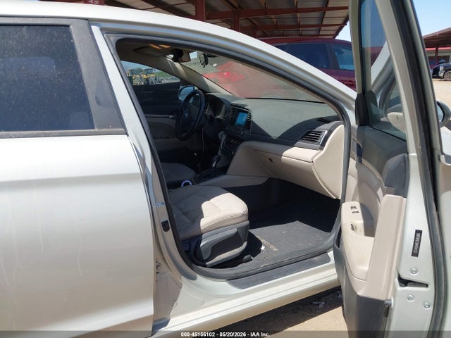 Продажа на аукционе авто 2017 Hyundai Elantra Se/value/limited, vin: 5NPD84LF8HH041332, номер лота: 45156102