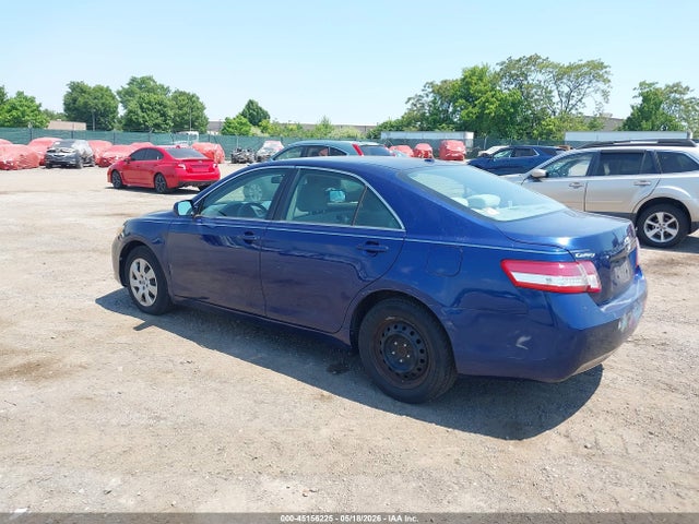45156225 :رقم المزاد ، 4T1BF3EK2AU516479 vin ، 2010 Toyota Camry Le مزاد بيع