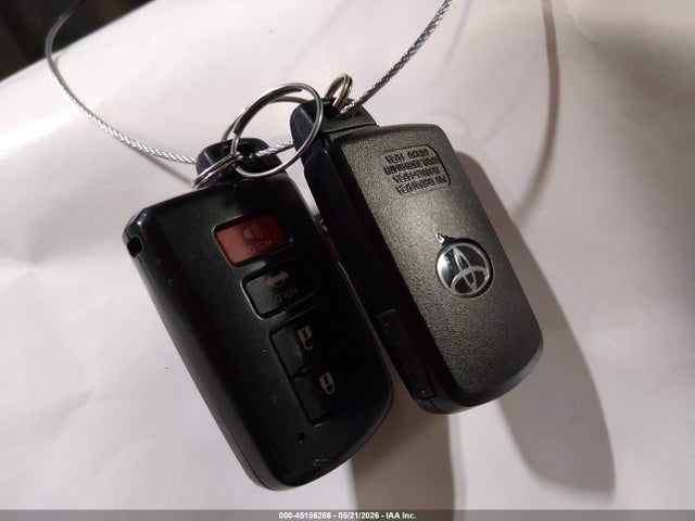 2016 Toyota Camry Xle მანქანა იყიდება აუქციონზე, vin: 4T1BF1FK0GU588115, აუქციონის ნომერი: 45156286