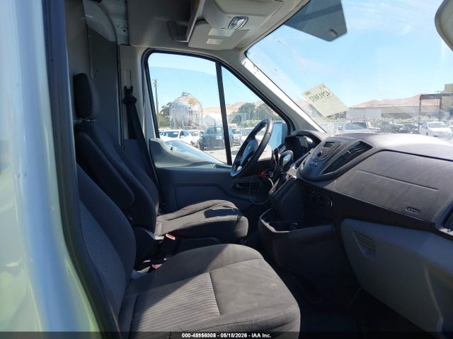 1FTNR2XG3FKA94124 Ford Transit-250