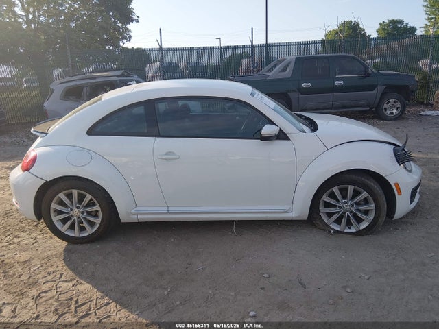 45156311 :رقم المزاد ، 3VWFD7AT1JM703117 vin ، 2018 Volkswagen Beetle 2.0t Coast/2.0t S مزاد بيع