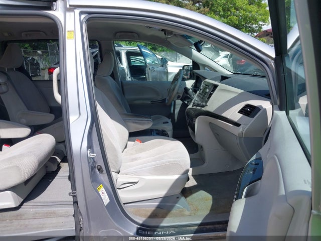 Aukcja sprzedaży 2012 Toyota Sienna Le V6 8 Passenger, vin: 5TDKK3DC9CS176670, numer aukcji: 45156351