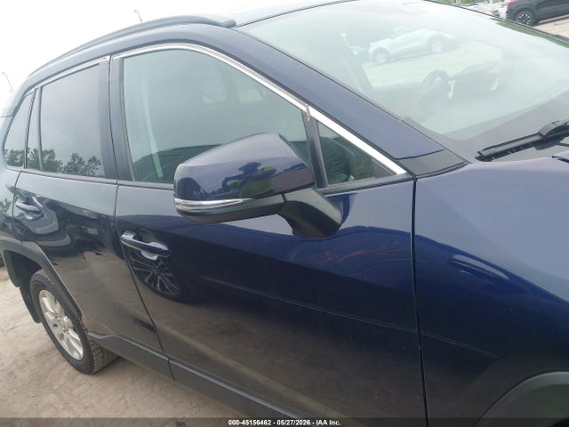 Продажа на аукционе авто 2019 Toyota Rav4 Xle Premium, vin: 2T3A1RFV3KC001944, номер лота: 45156462