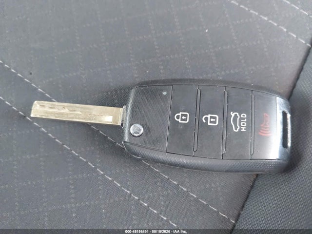 45156491 :رقم المزاد ، 5XYPG4A37GG168071 vin ، 2016 Kia Sorento 2.4l Lx مزاد بيع