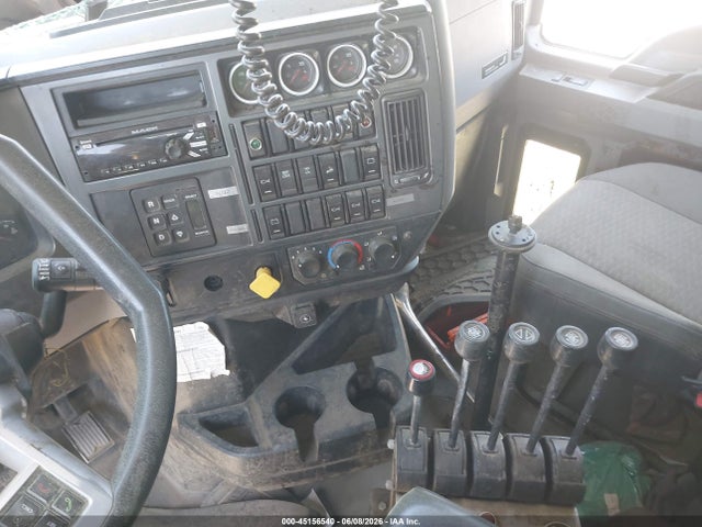 45156540 :رقم المزاد ، 1M2GR4GC7LM012974 vin ، 2020 Mack Granite مزاد بيع
