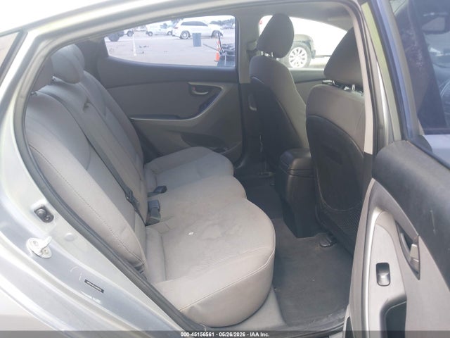 Продажа на аукционе авто 2016 Hyundai Elantra Se, vin: 5NPDH4AE1GH680029, номер лота: 45156561