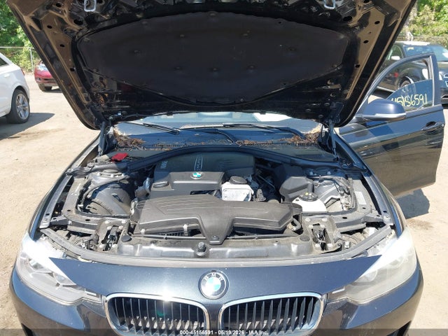 45156591 :رقم المزاد ، WBA3C3C50FK202926 vin ، 2015 Bmw 320i Xdrive مزاد بيع