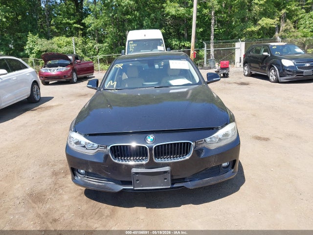 45156591 :رقم المزاد ، WBA3C3C50FK202926 vin ، 2015 Bmw 320i Xdrive مزاد بيع