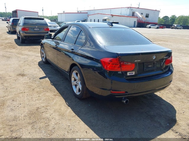 45156591 :رقم المزاد ، WBA3C3C50FK202926 vin ، 2015 Bmw 320i Xdrive مزاد بيع