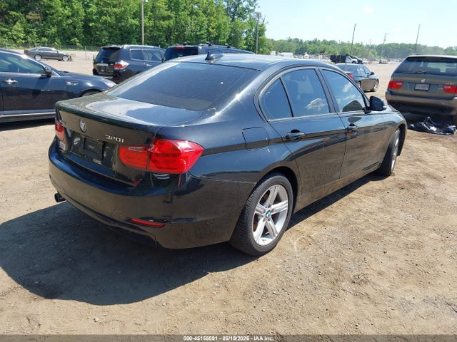 45156591 :رقم المزاد ، WBA3C3C50FK202926 vin ، 2015 Bmw 320i Xdrive مزاد بيع