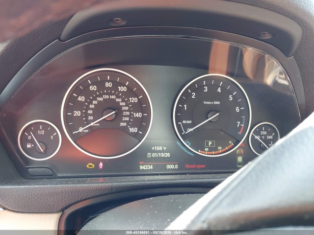 45156591 :رقم المزاد ، WBA3C3C50FK202926 vin ، 2015 Bmw 320i Xdrive مزاد بيع