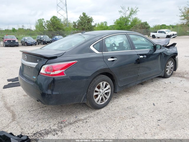 2014 Nissan Altima 2.5 S მანქანა იყიდება აუქციონზე, vin: 1N4AL3AP3EC262356, აუქციონის ნომერი: 45156612