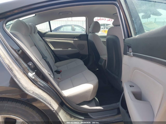 5NPD84LF9LH594404 Hyundai ELANTRA SEL