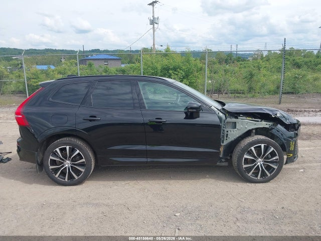 Auction sale of the 2023 Volvo Xc60 B5 Plus Dark Theme, vin: YV4L12RW4P1192490, lot number: 45156640