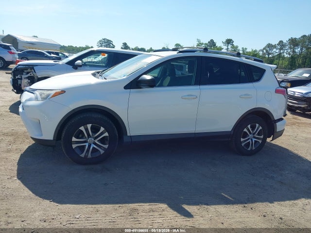 2017 Toyota Rav4 Le მანქანა იყიდება აუქციონზე, vin: JTMBFREV5HJ126313, აუქციონის ნომერი: 45156655