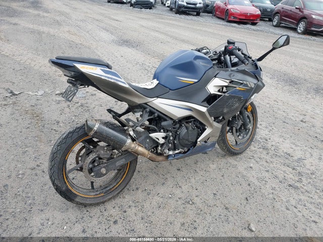 45156690 :رقم المزاد ، JKAEXKG14PDAK9125 vin ، 2023 Kawasaki Ex400 مزاد بيع