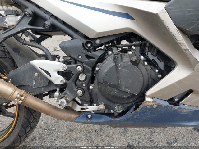 45156690 :رقم المزاد ، JKAEXKG14PDAK9125 vin ، 2023 Kawasaki Ex400 مزاد بيع