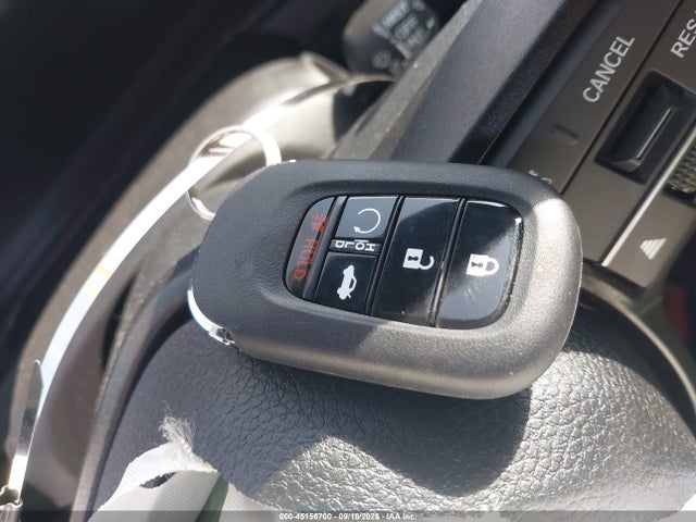 Auction sale of the 2025 Honda Accord Hybrid Sport-l, vin: 1HGCY2F72SA053044, lot number: 45156700