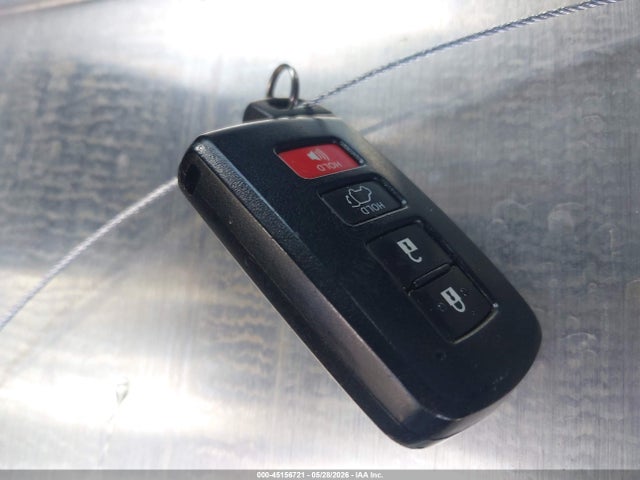 45156721 :رقم المزاد ، 5TDKKRFH4FS112584 vin ، 2015 Toyota Highlander Xle V6 مزاد بيع